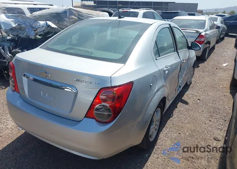 2014 Chevrolet Sonic Lt Auto z USA, uszkodzony, nr VIN 1G1JC5SH1E4229324